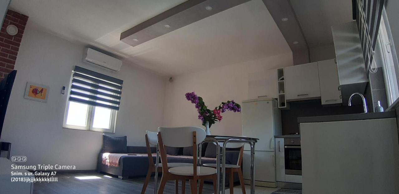 Katarina Apartment Pakoštane Exterior foto
